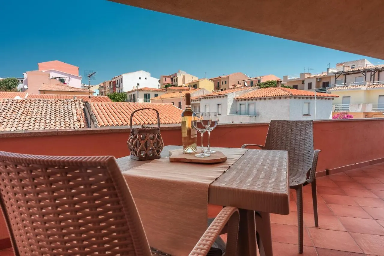 Isa-Residence With Swimming-Pool In Santa Teresa Di Gallura Italy