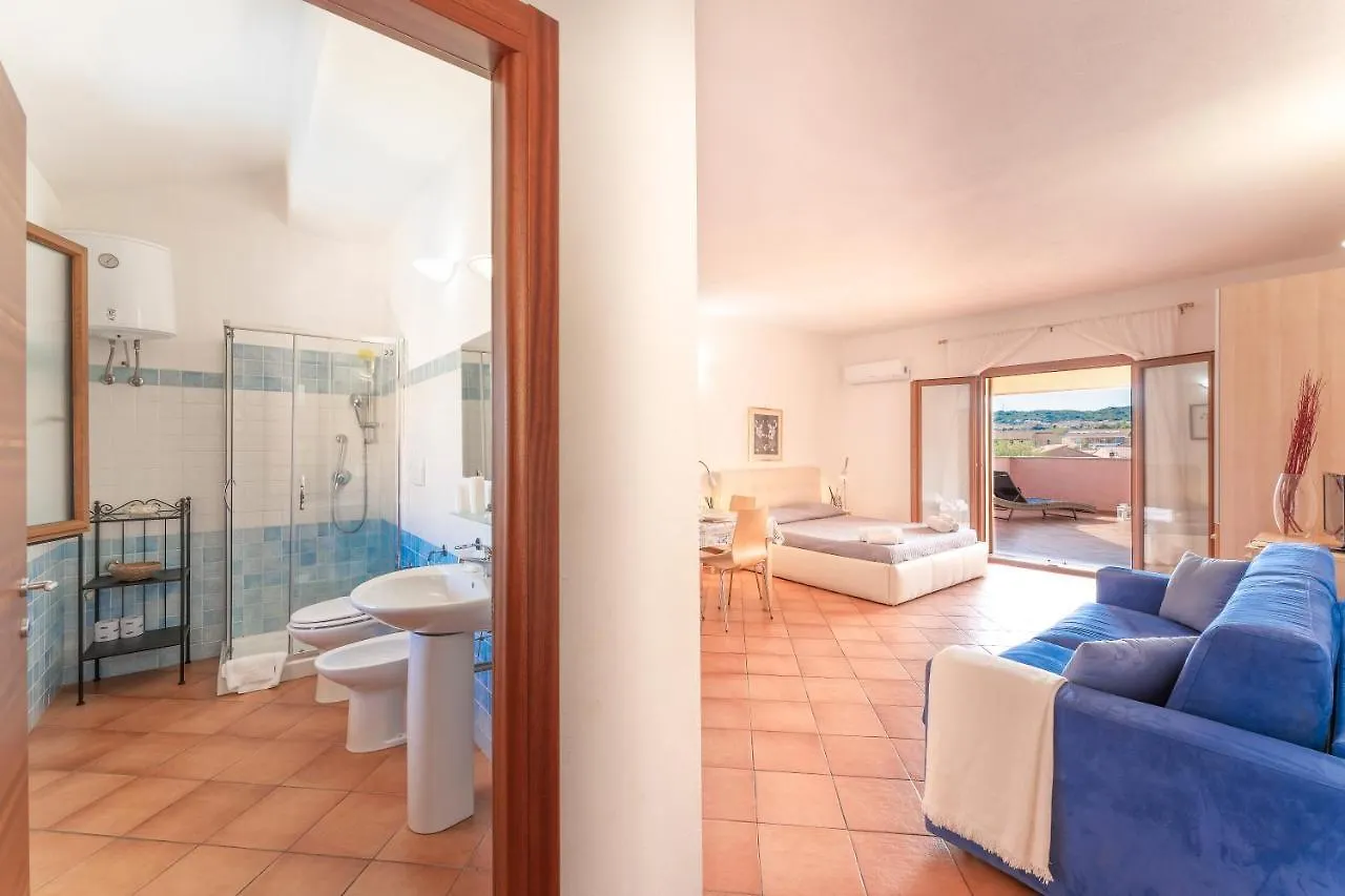 Aparthotel Isa-Residence With Swimming-Pool In Santa Teresa Di Gallura