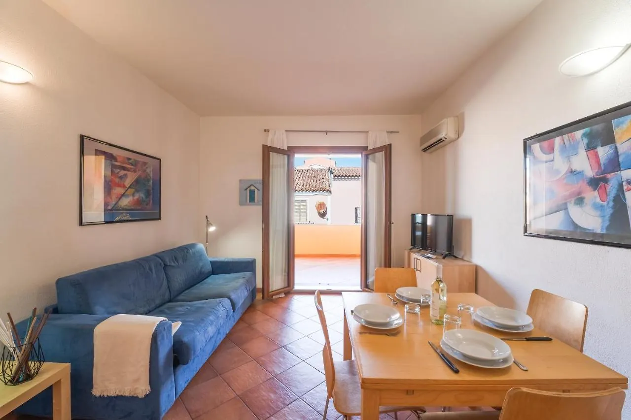Isa-Residence With Swimming-Pool In Santa Teresa Di Gallura