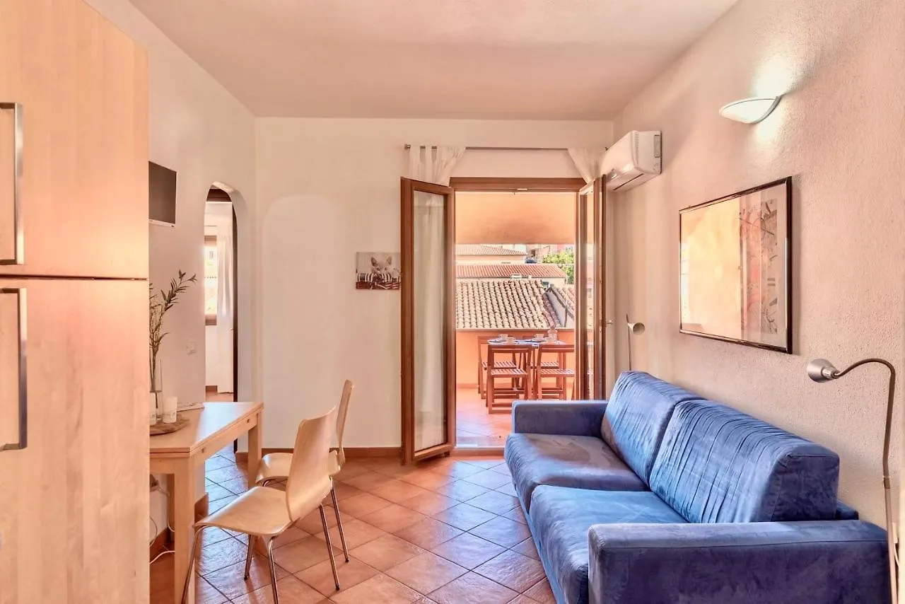Aparthotel Isa-Residence With Swimming-Pool In Santa Teresa Di Gallura