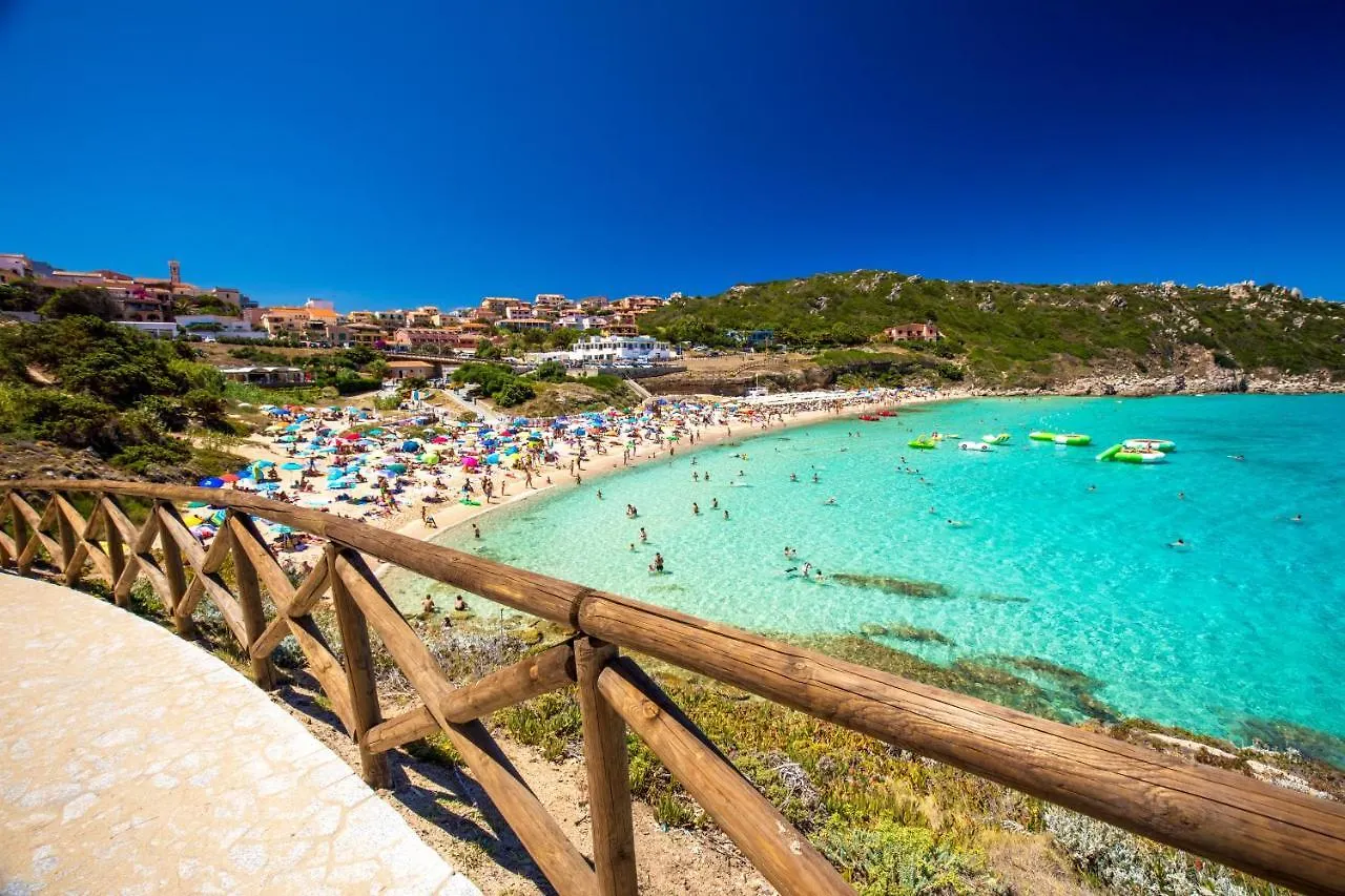 Isa-Residence With Swimming-Pool In Santa Teresa Di Gallura Italy
